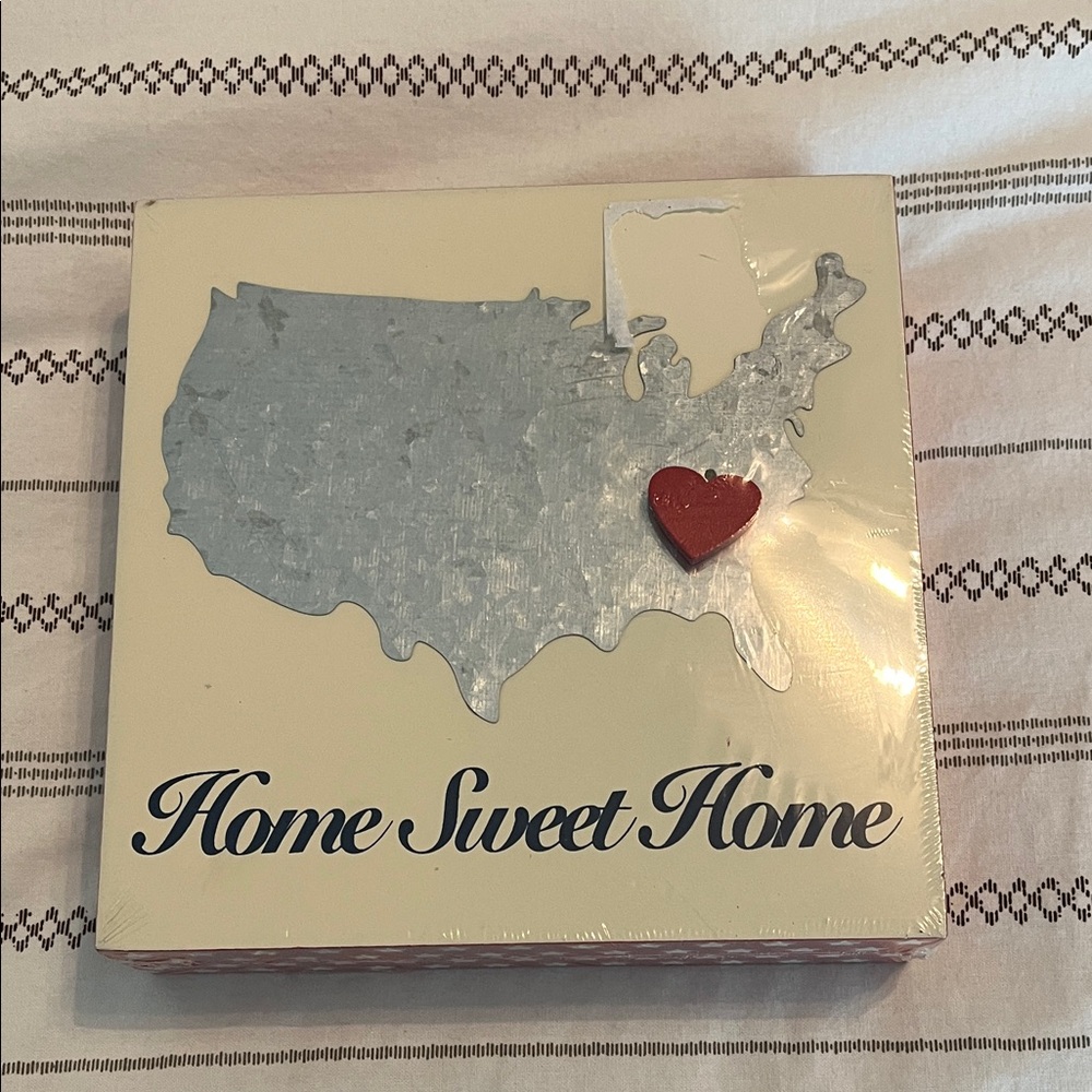 Home Sweet Home Wall Art with Heart